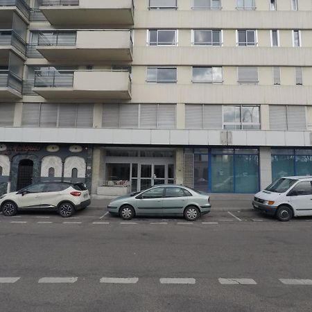 Le Wilson - Studio en face de la Gare Mulhouse Exterior foto